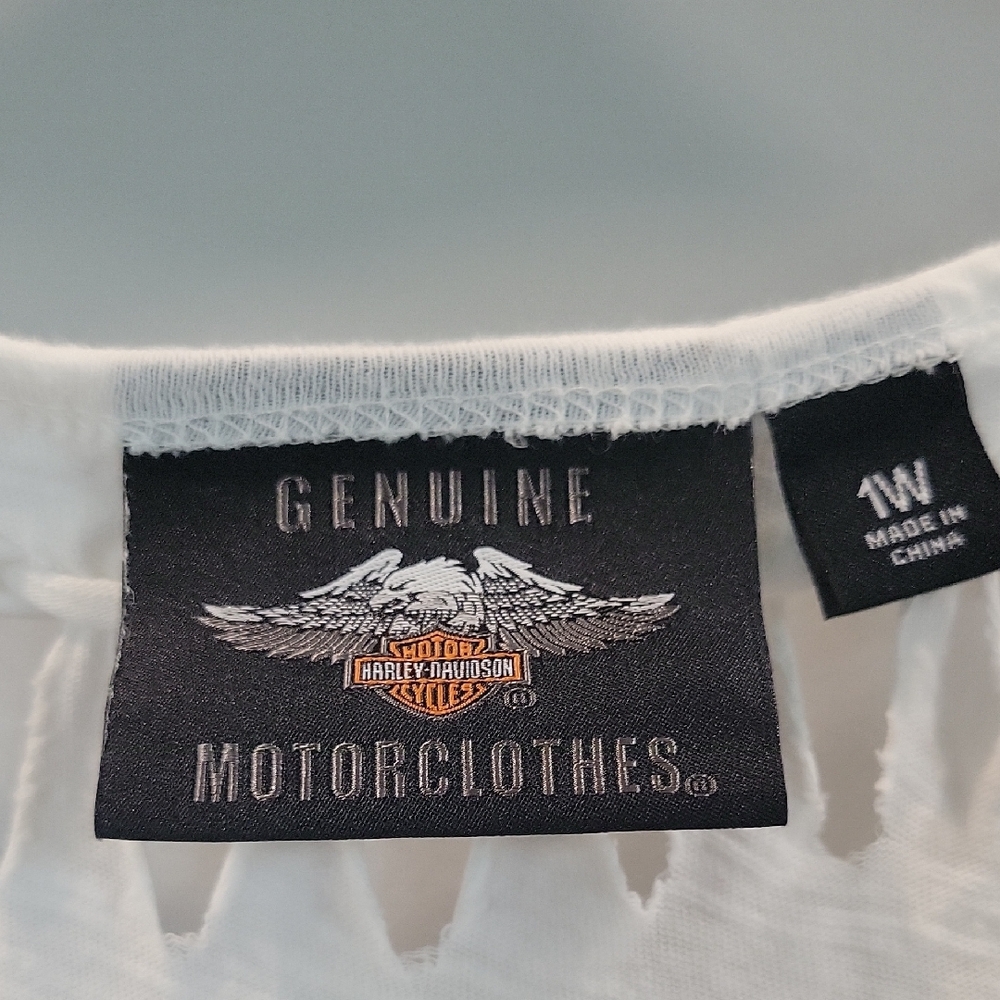 Harley-Davidson White Cut-Out Tee with Graphic Text - Picture 2 of 9